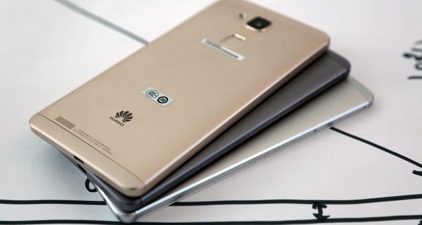 kelebihan dan kekurangan Huawei D8